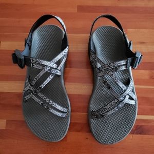 Chaco Women's 8 Z/Cloud X Sandal black + silver excellent
